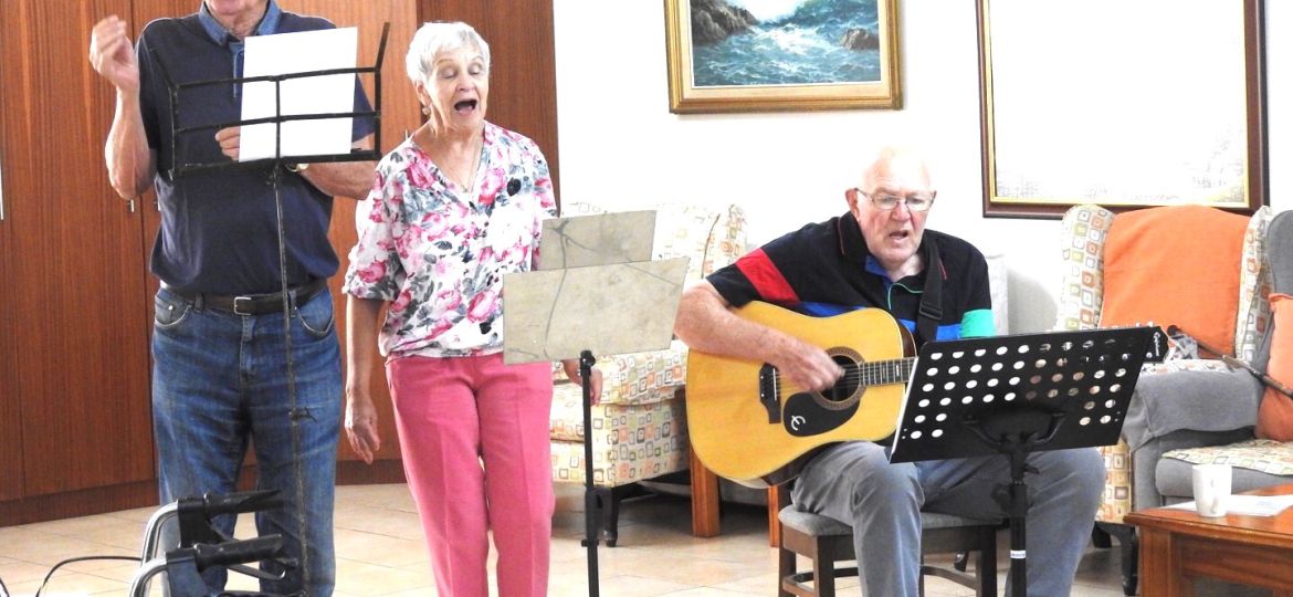 Brian Burls, Bonnie Gosher, Gavin Standing (Thornhill Manor Residents)